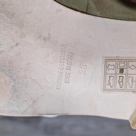 Free People Metallic Slip On Shoe Size 5.5 - Picture 6 of 9